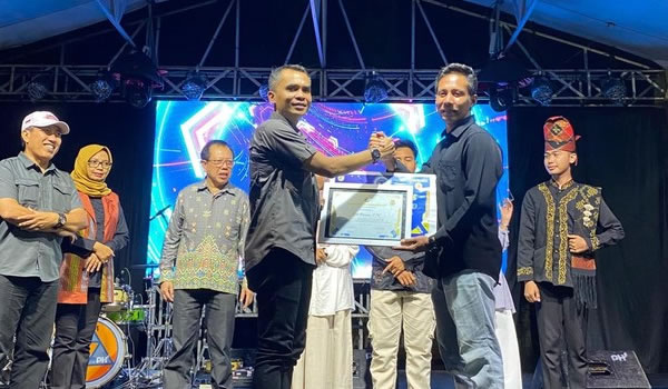 KNPI Beri Penghargaan 5 Pemuda Inspiratif di NTB